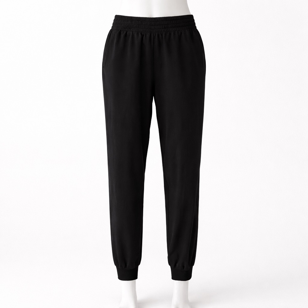Lululemon Women's Black Jogger Pants